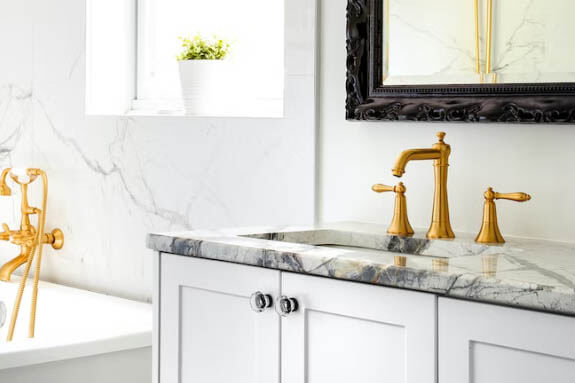 marbled granite sink
