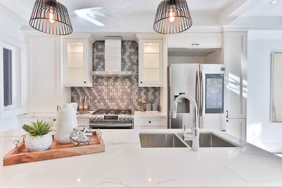 white marbled kitchen